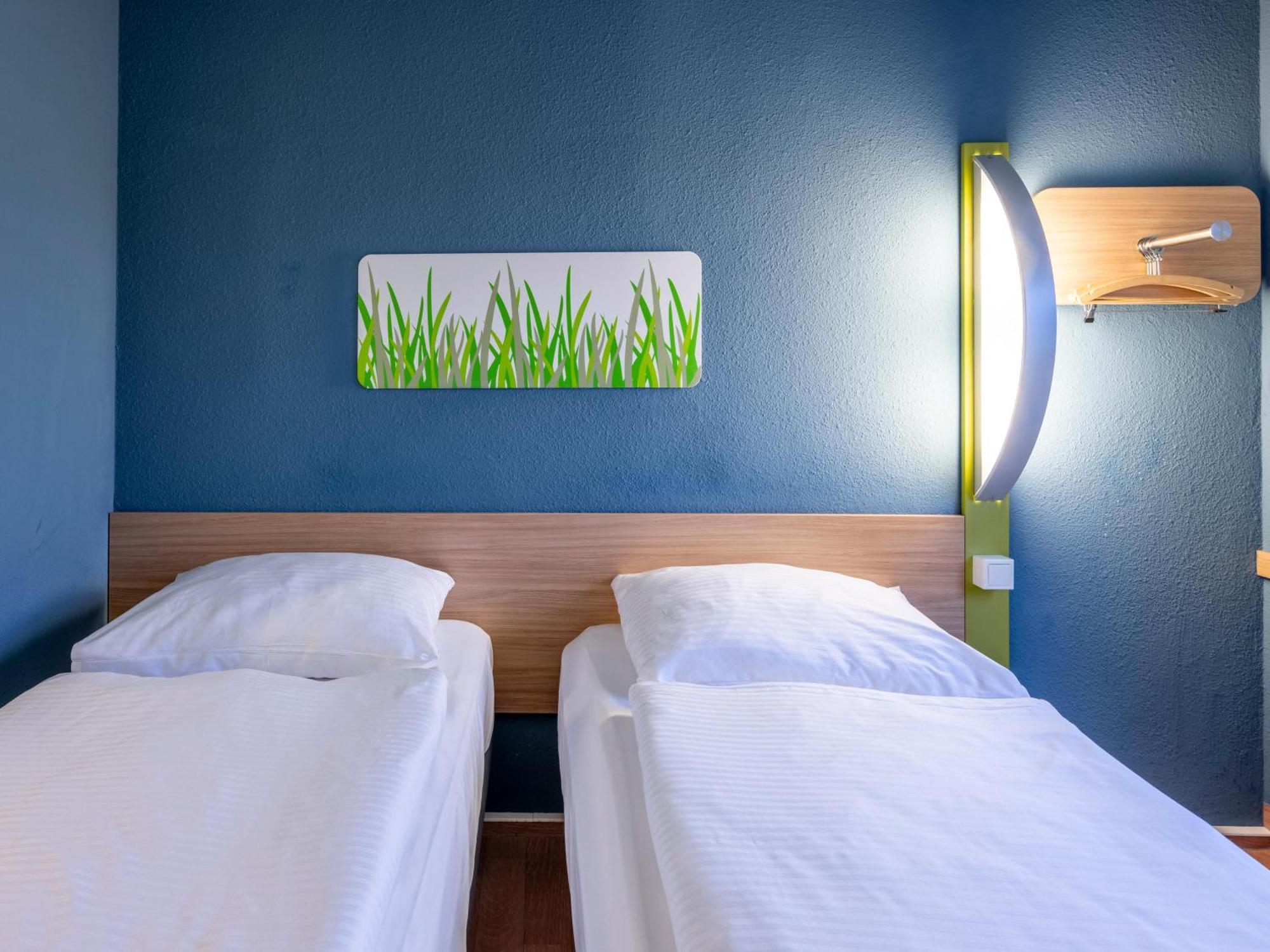B&B Hotel Dortmund-Airport 홀즈위케드 외부 사진